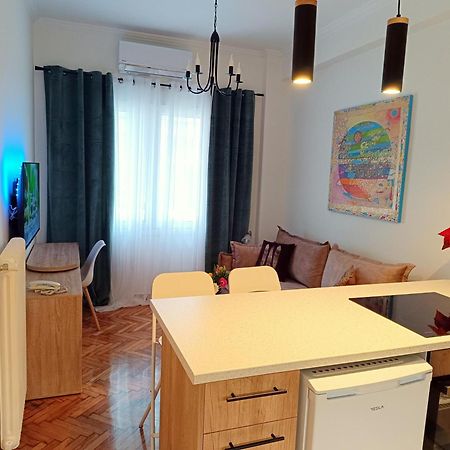 Golden Apartment In Victoria 아테네 외부 사진